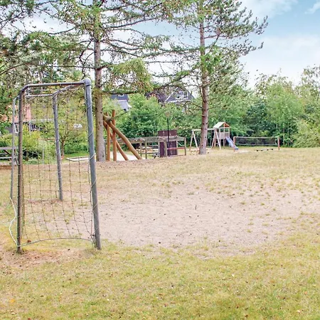 Two-bedroom Holiday In * إيبلتوفت